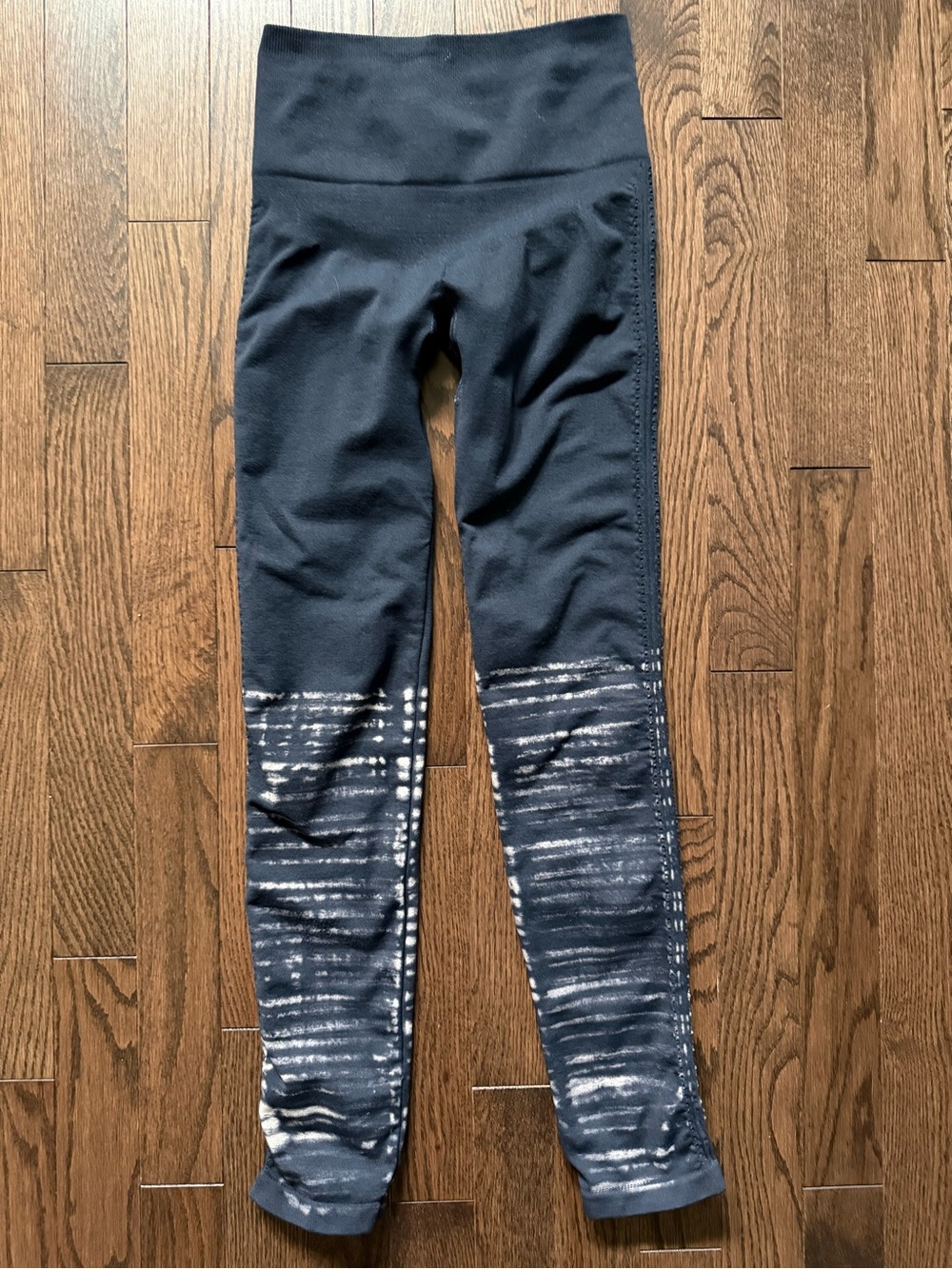 FP Movement Leggings – Black Tie‑Dye (XS/S)